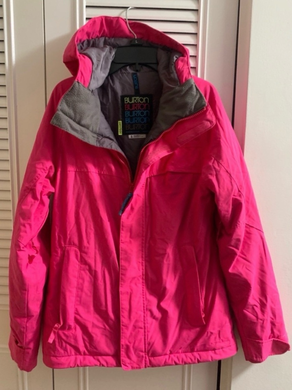 Burton Womens DryRide Mutiny Jacket pink size medium M ski snowboard coat winter